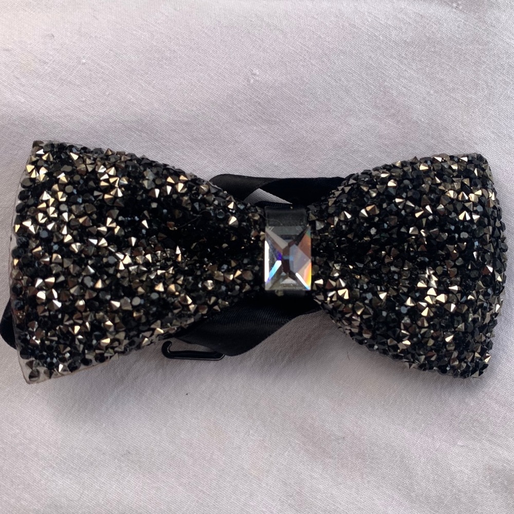 Black & Sliver Rhinestone Bow tie